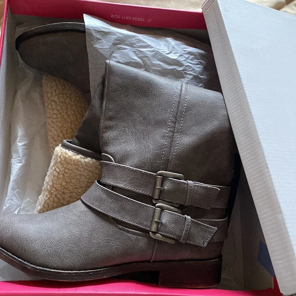 Grey Riding Boots Knee High Over Knee Cornelia Neutral Gray Taupe Womens Size 9